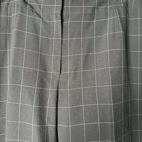 Le Suit Gray and White Window Pane with Women’s Suit 14 Petite - Picture 4 of 14